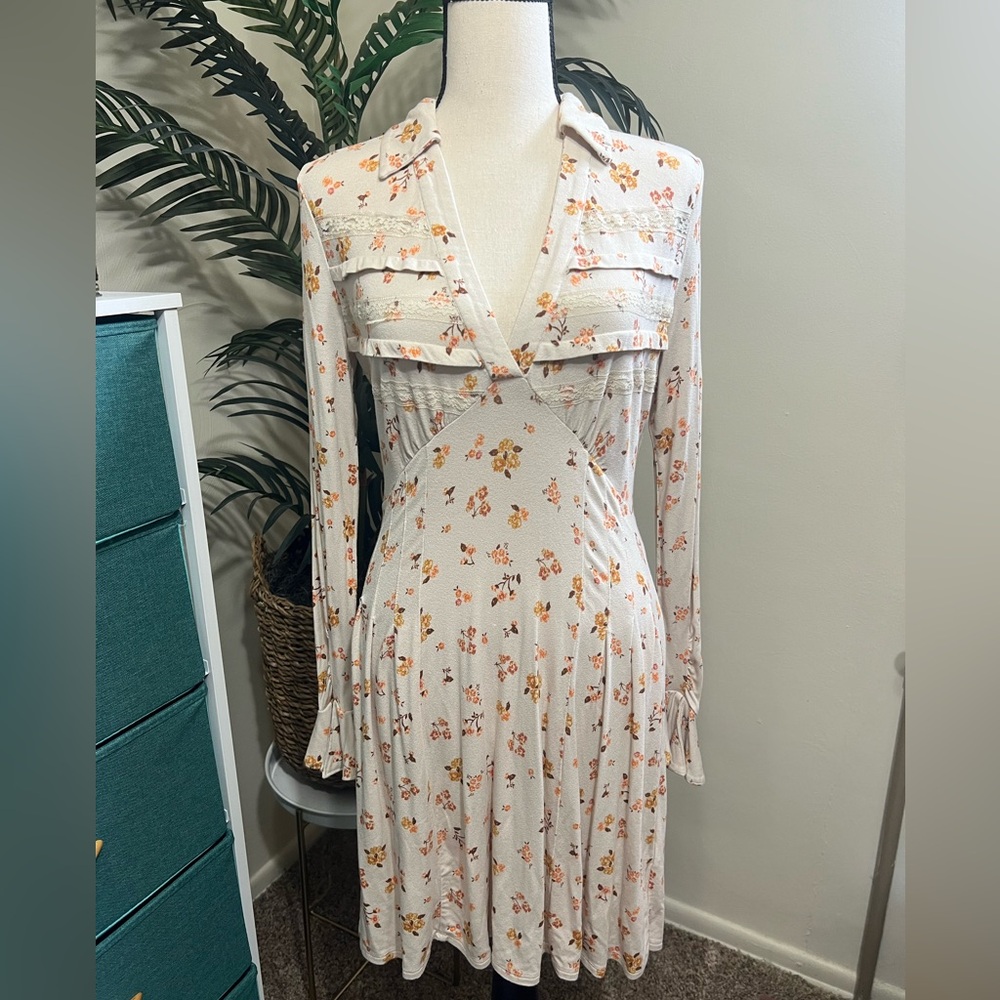 Free People Collar Bell Sleeve Floral Print Mini Dress (S)